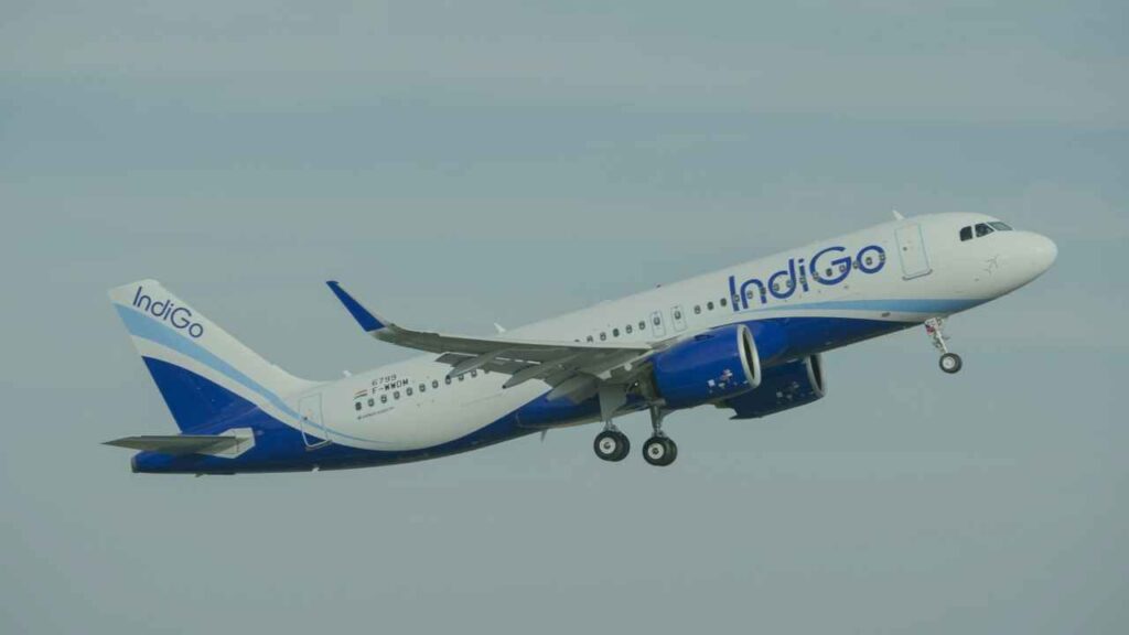 झूठी बम धमकियों से एयरलाइंस पर असर, IndiGo सबसे ज्यादा प्रभावित